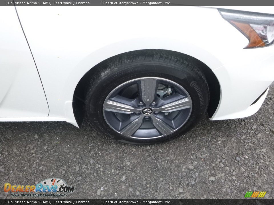2019 Nissan Altima SL AWD Pearl White / Charcoal Photo #2
