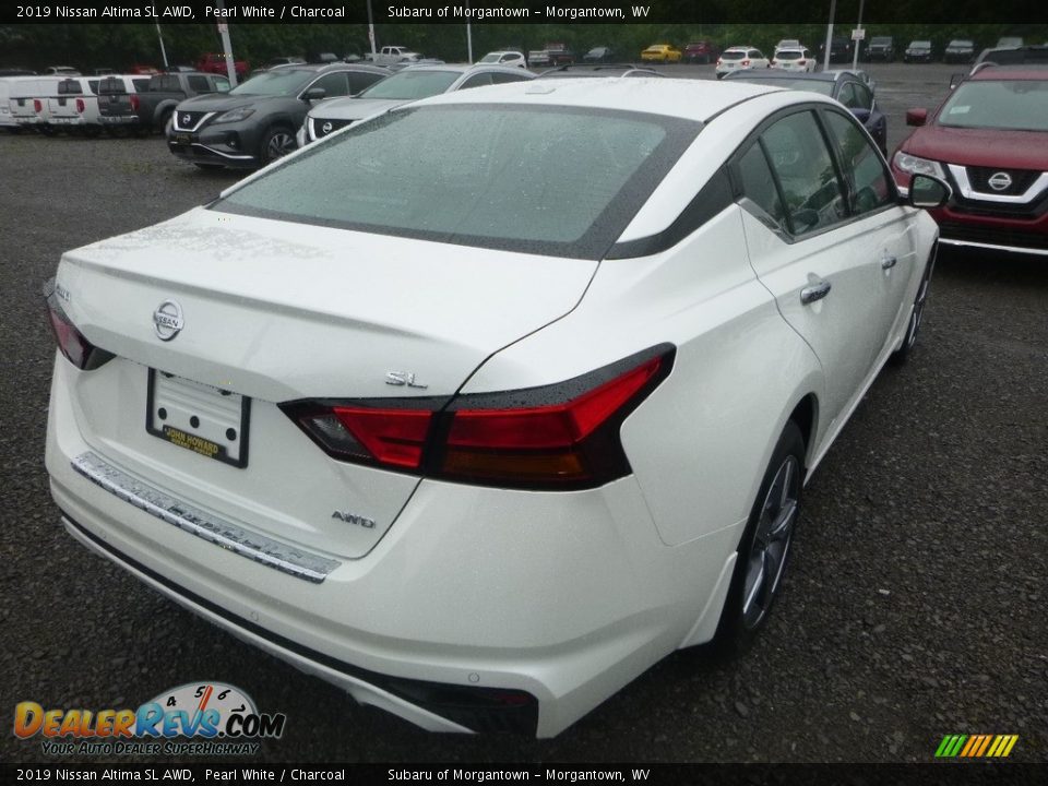 2019 Nissan Altima SL AWD Pearl White / Charcoal Photo #4