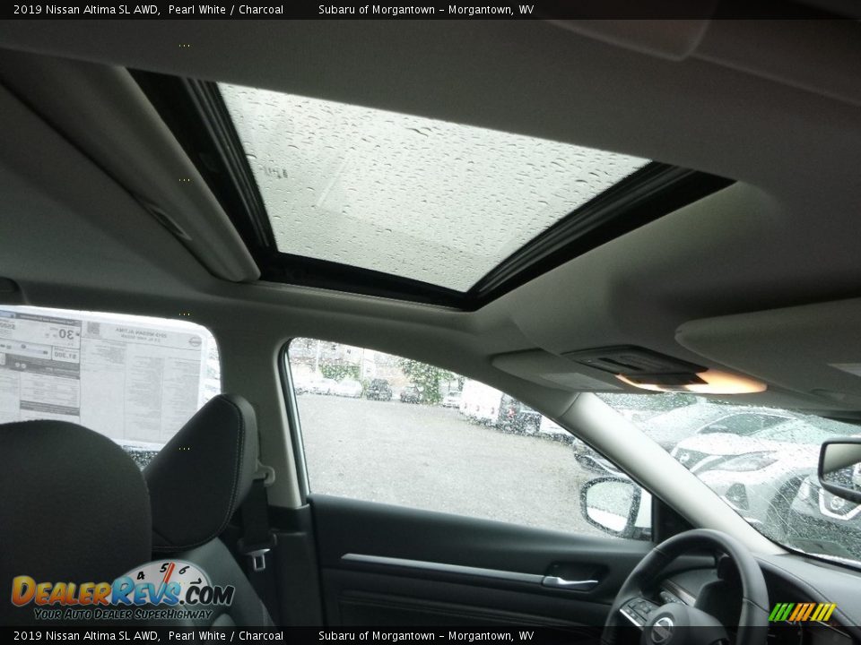 2019 Nissan Altima SL AWD Pearl White / Charcoal Photo #12
