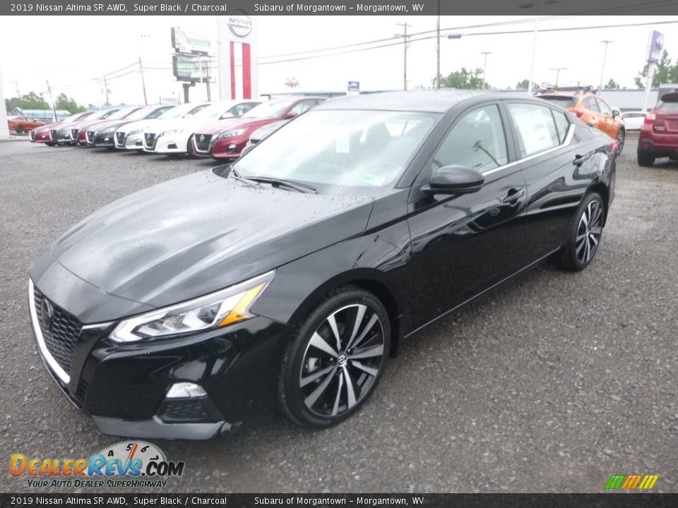 2019 Nissan Altima SR AWD Super Black / Charcoal Photo #8
