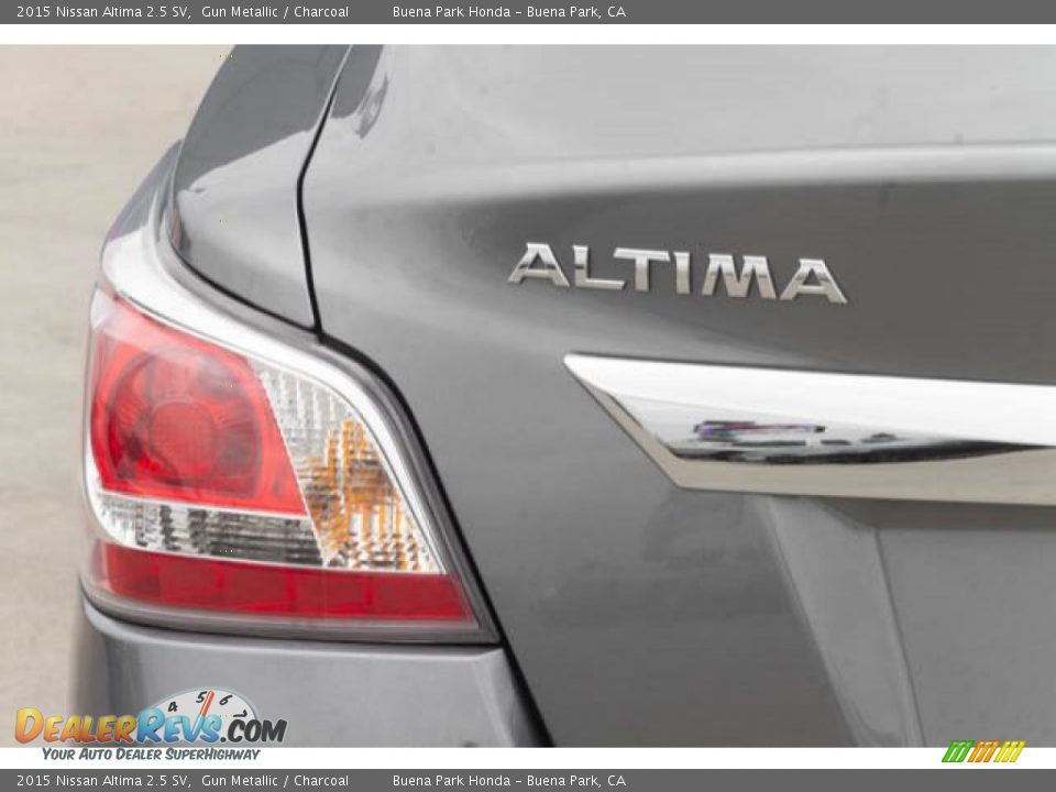 2015 Nissan Altima 2.5 SV Gun Metallic / Charcoal Photo #10