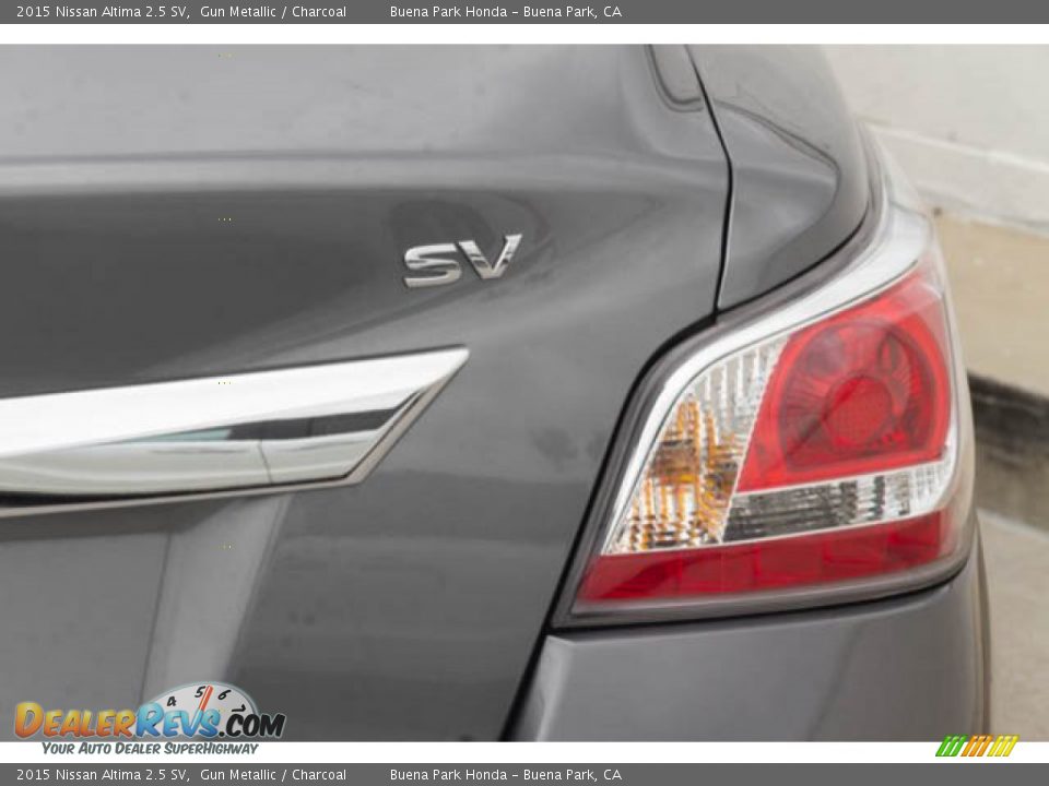 2015 Nissan Altima 2.5 SV Gun Metallic / Charcoal Photo #11