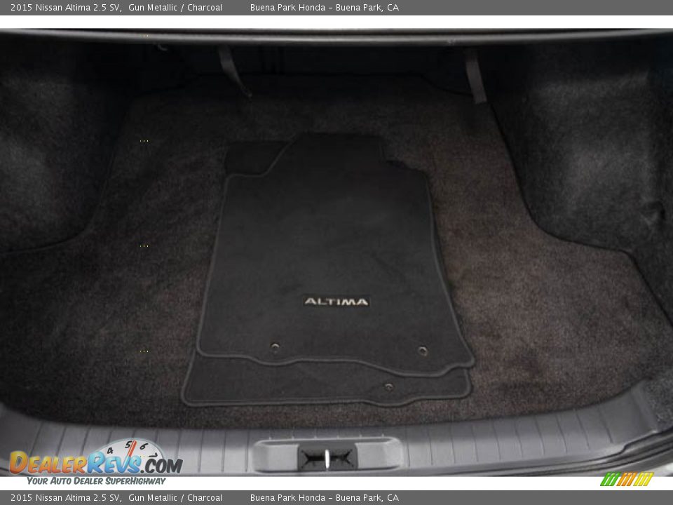 2015 Nissan Altima 2.5 SV Gun Metallic / Charcoal Photo #18