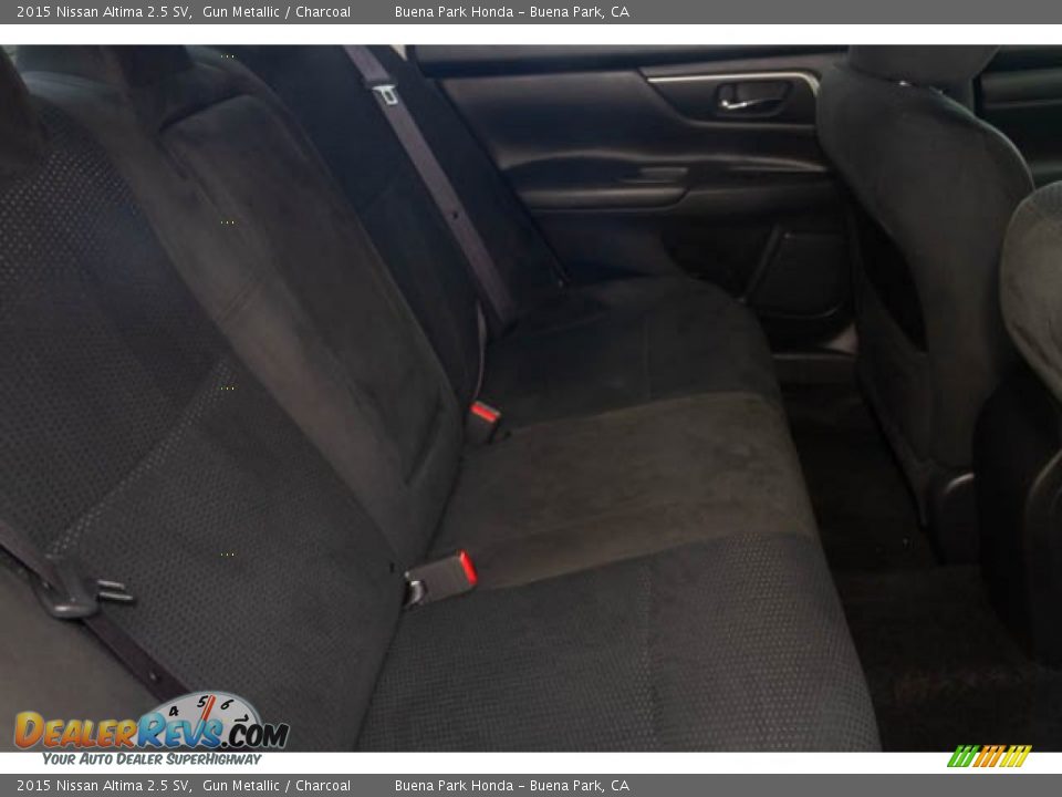 2015 Nissan Altima 2.5 SV Gun Metallic / Charcoal Photo #19