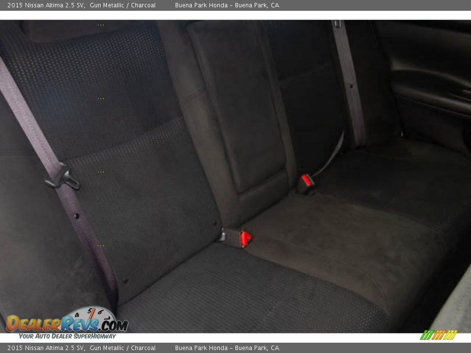 2015 Nissan Altima 2.5 SV Gun Metallic / Charcoal Photo #20