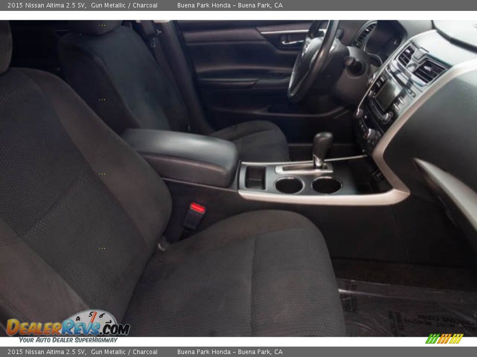 2015 Nissan Altima 2.5 SV Gun Metallic / Charcoal Photo #21