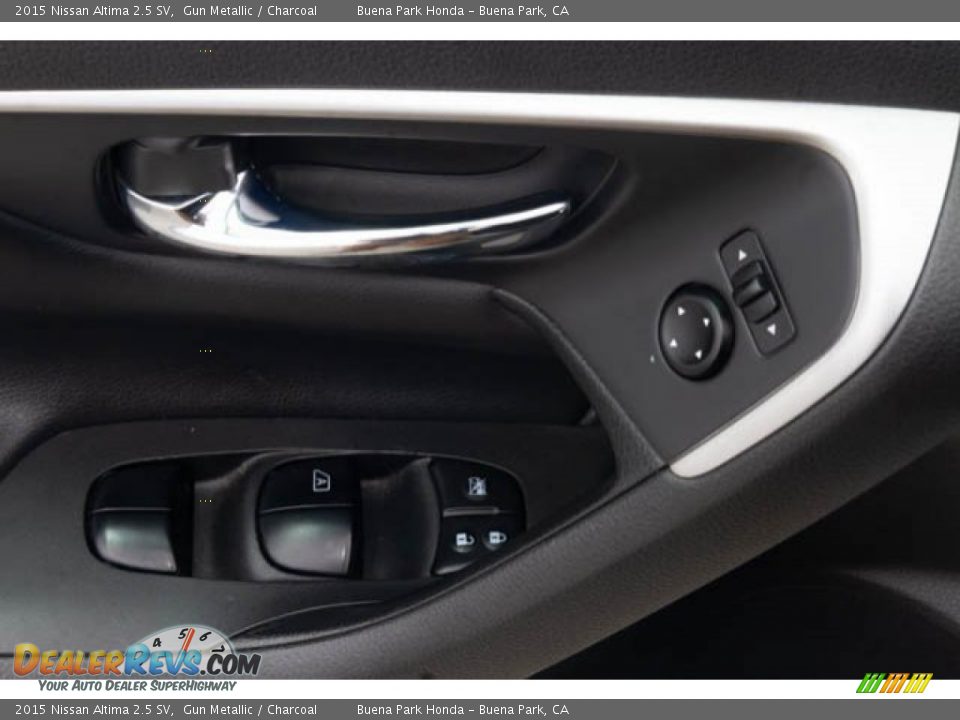 2015 Nissan Altima 2.5 SV Gun Metallic / Charcoal Photo #26
