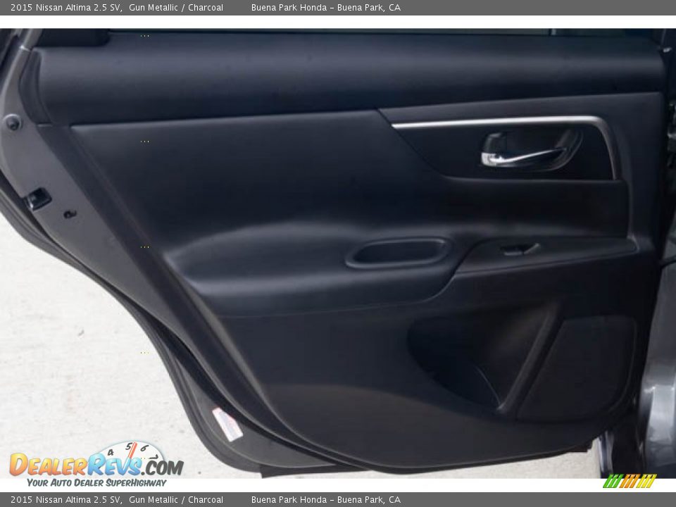 2015 Nissan Altima 2.5 SV Gun Metallic / Charcoal Photo #27
