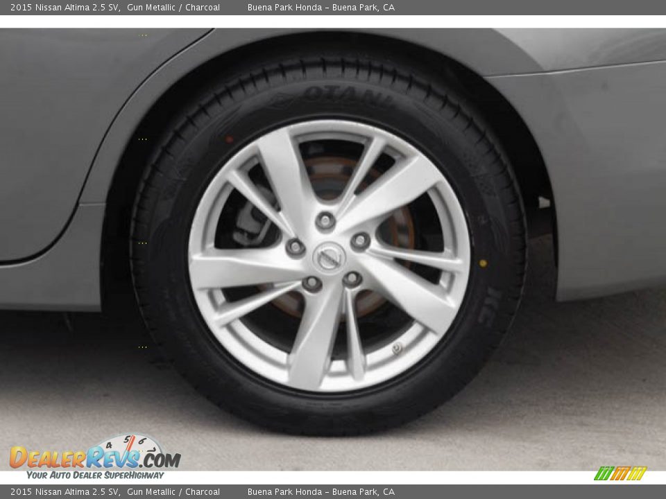 2015 Nissan Altima 2.5 SV Gun Metallic / Charcoal Photo #32