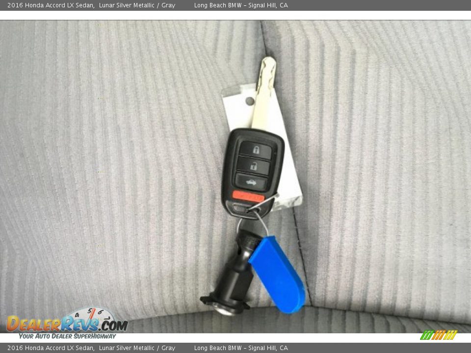 2016 Honda Accord LX Sedan Lunar Silver Metallic / Gray Photo #11