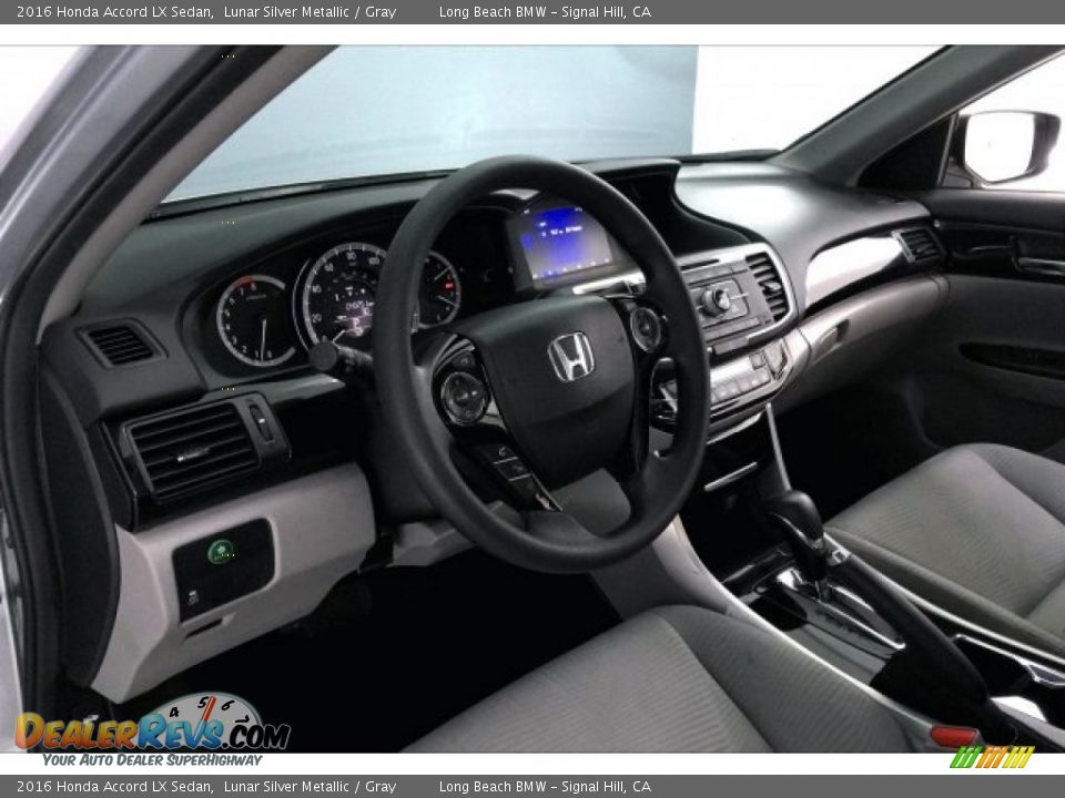 2016 Honda Accord LX Sedan Lunar Silver Metallic / Gray Photo #17