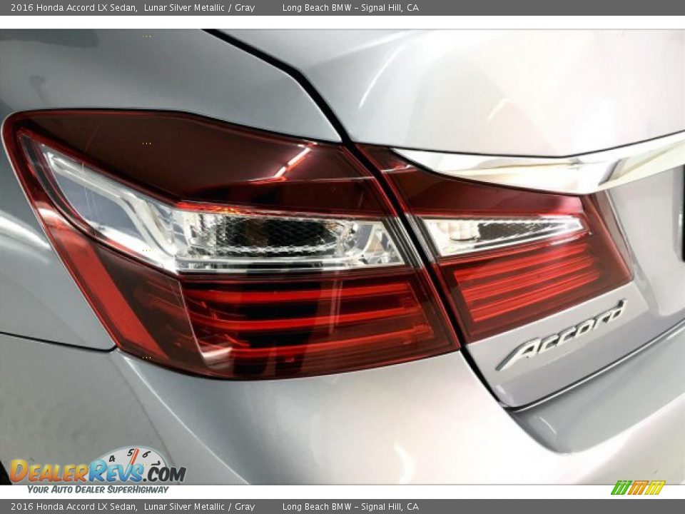 2016 Honda Accord LX Sedan Lunar Silver Metallic / Gray Photo #22