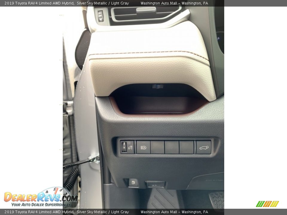 2019 Toyota RAV4 Limited AWD Hybrid Silver Sky Metallic / Light Gray Photo #10