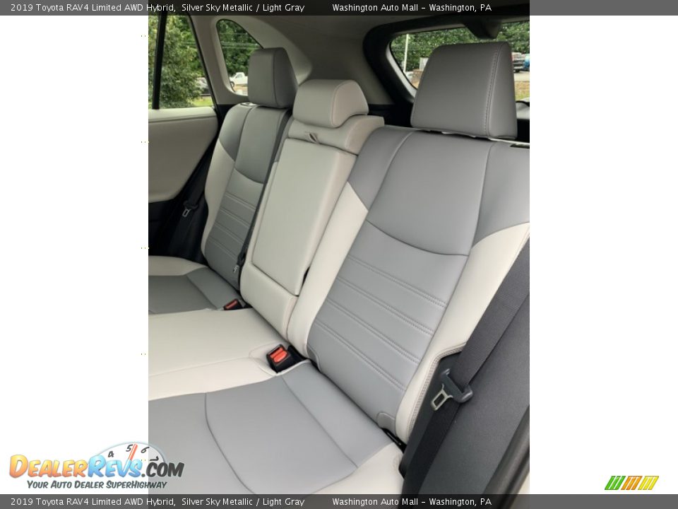 2019 Toyota RAV4 Limited AWD Hybrid Silver Sky Metallic / Light Gray Photo #17