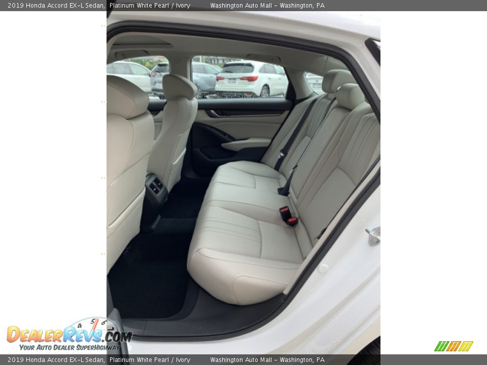 2019 Honda Accord EX-L Sedan Platinum White Pearl / Ivory Photo #19