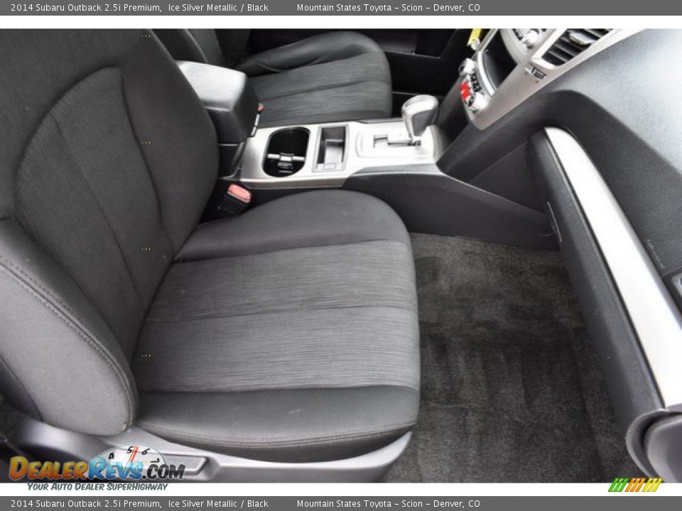 2014 Subaru Outback 2.5i Premium Ice Silver Metallic / Black Photo #17