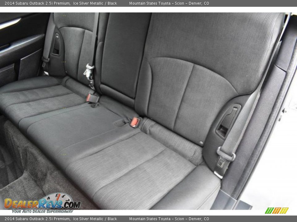 2014 Subaru Outback 2.5i Premium Ice Silver Metallic / Black Photo #21