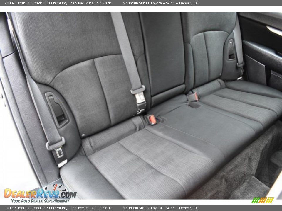2014 Subaru Outback 2.5i Premium Ice Silver Metallic / Black Photo #22