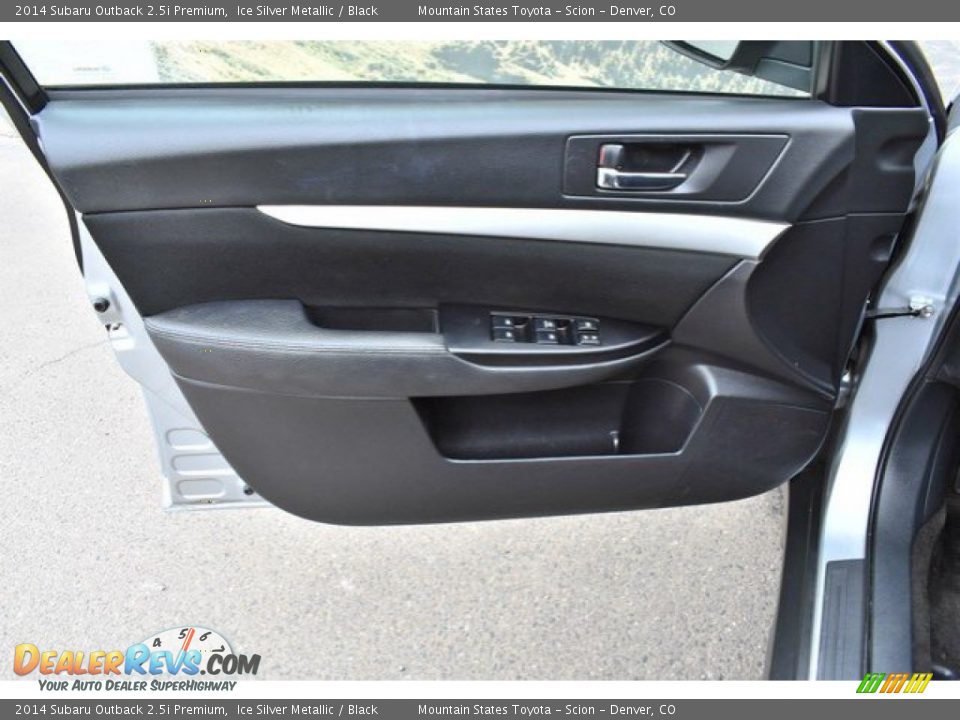2014 Subaru Outback 2.5i Premium Ice Silver Metallic / Black Photo #24