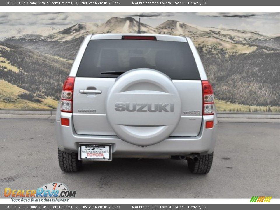 2011 Suzuki Grand Vitara Premium 4x4 Quicksilver Metallic / Black Photo #8