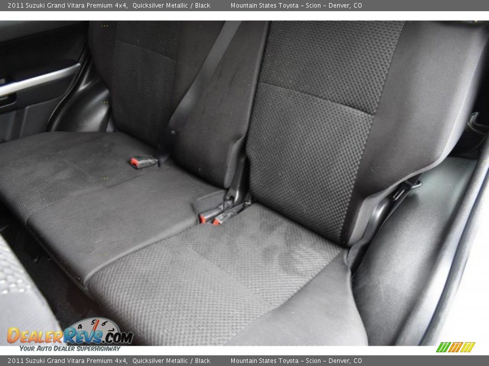 2011 Suzuki Grand Vitara Premium 4x4 Quicksilver Metallic / Black Photo #21