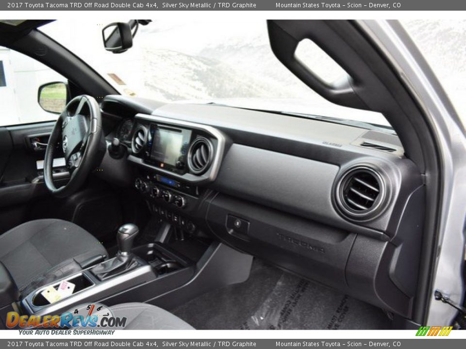 2017 Toyota Tacoma TRD Off Road Double Cab 4x4 Silver Sky Metallic / TRD Graphite Photo #17