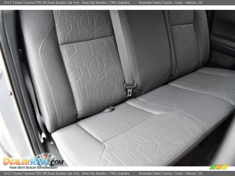 2017 Toyota Tacoma TRD Off Road Double Cab 4x4 Silver Sky Metallic / TRD Graphite Photo #23