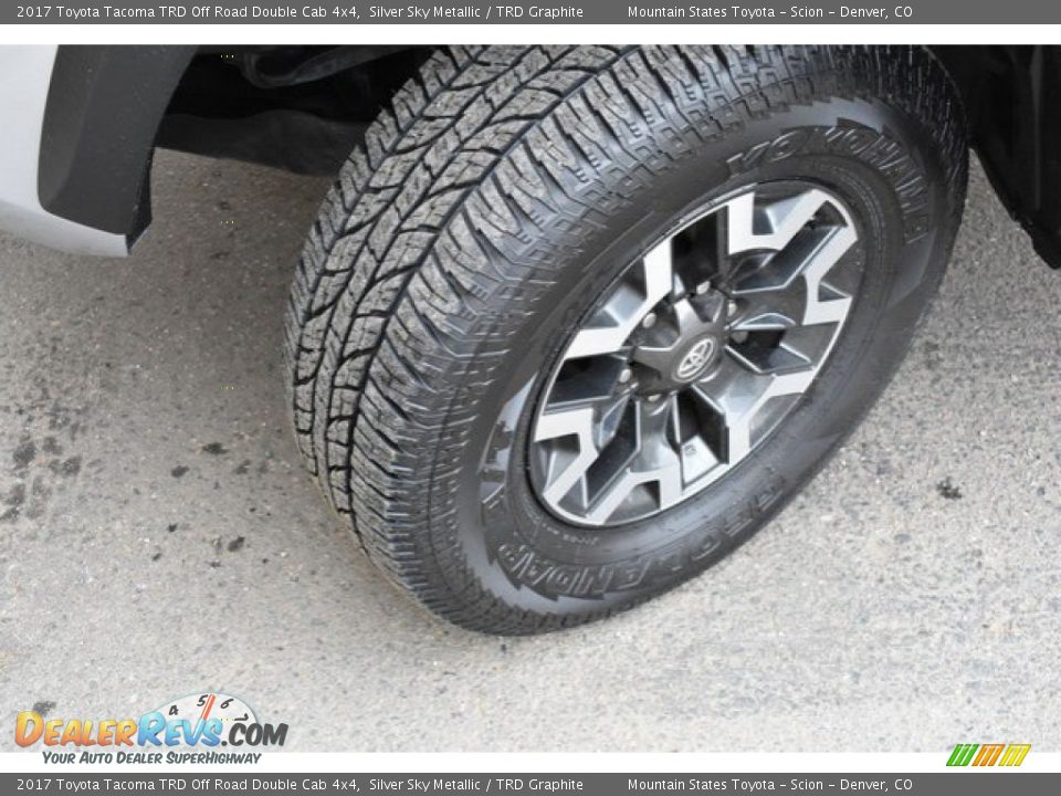 2017 Toyota Tacoma TRD Off Road Double Cab 4x4 Silver Sky Metallic / TRD Graphite Photo #29