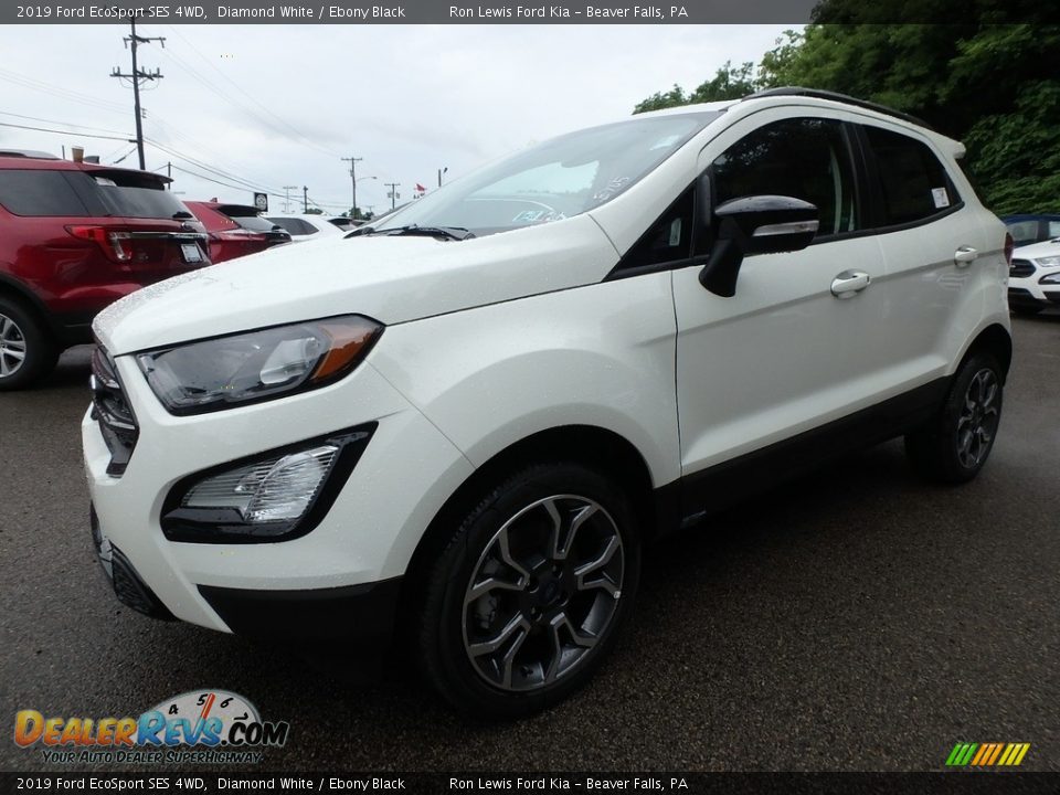 Front 3/4 View of 2019 Ford EcoSport SES 4WD Photo #7