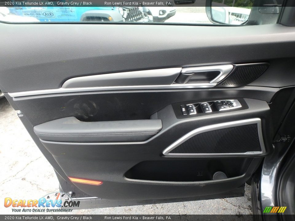 Door Panel of 2020 Kia Telluride LX AWD Photo #14