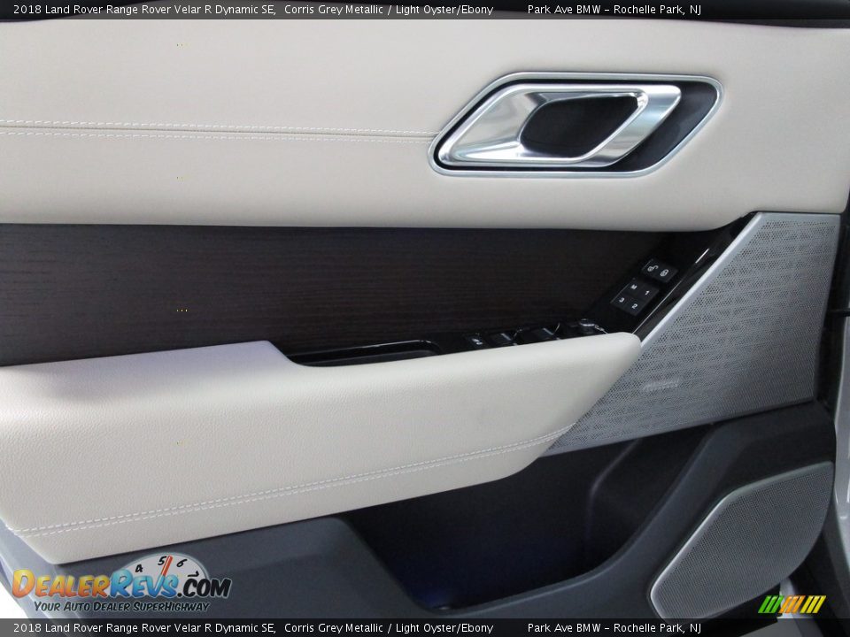 2018 Land Rover Range Rover Velar R Dynamic SE Corris Grey Metallic / Light Oyster/Ebony Photo #11