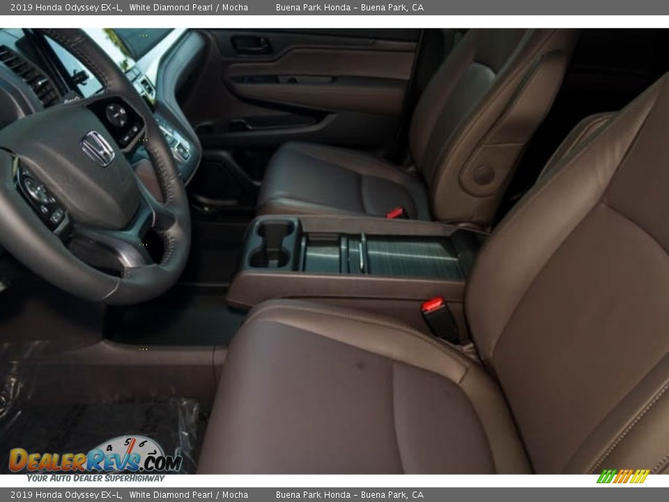 2019 Honda Odyssey EX-L White Diamond Pearl / Mocha Photo #16