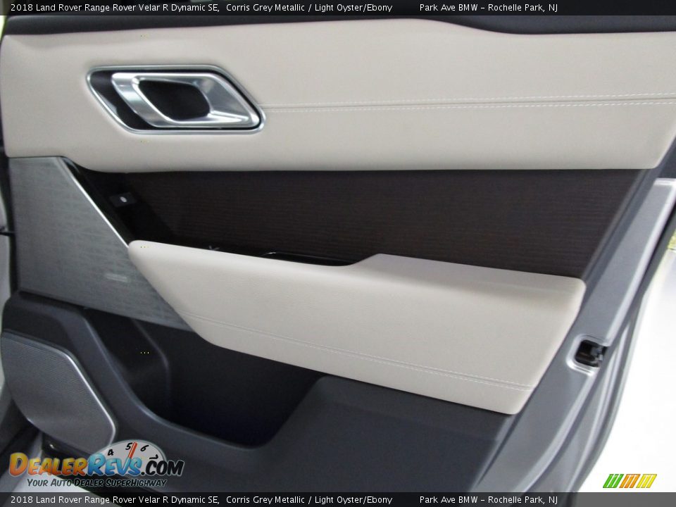 2018 Land Rover Range Rover Velar R Dynamic SE Corris Grey Metallic / Light Oyster/Ebony Photo #20