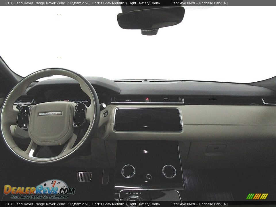 2018 Land Rover Range Rover Velar R Dynamic SE Corris Grey Metallic / Light Oyster/Ebony Photo #22