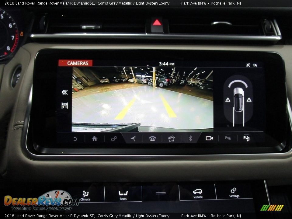 2018 Land Rover Range Rover Velar R Dynamic SE Corris Grey Metallic / Light Oyster/Ebony Photo #26