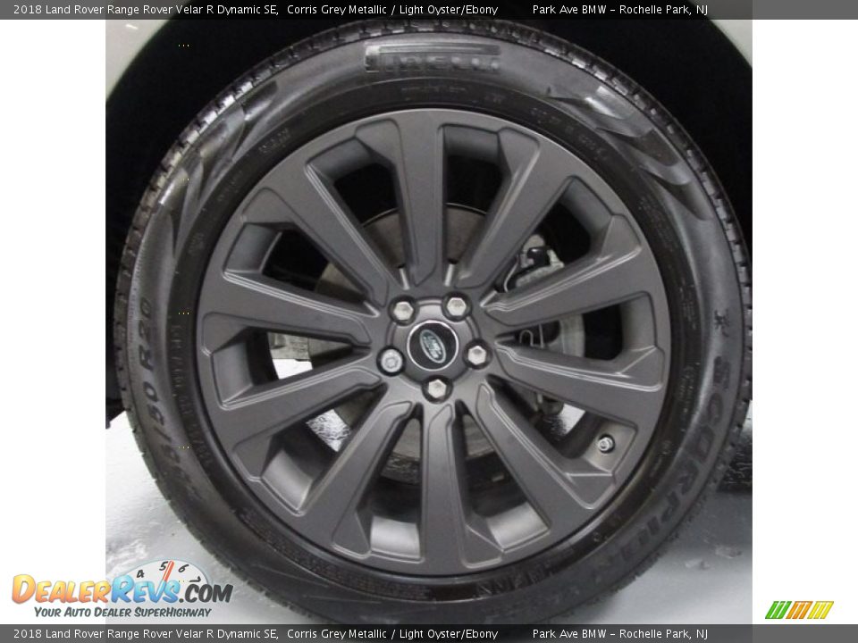 2018 Land Rover Range Rover Velar R Dynamic SE Corris Grey Metallic / Light Oyster/Ebony Photo #28