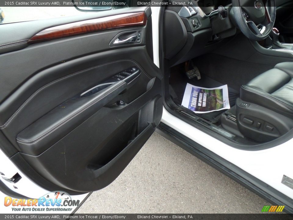 2015 Cadillac SRX Luxury AWD Platinum Ice Tricoat / Ebony/Ebony Photo #9