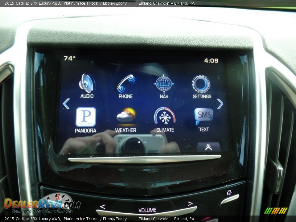 2015 Cadillac SRX Luxury AWD Platinum Ice Tricoat / Ebony/Ebony Photo #19