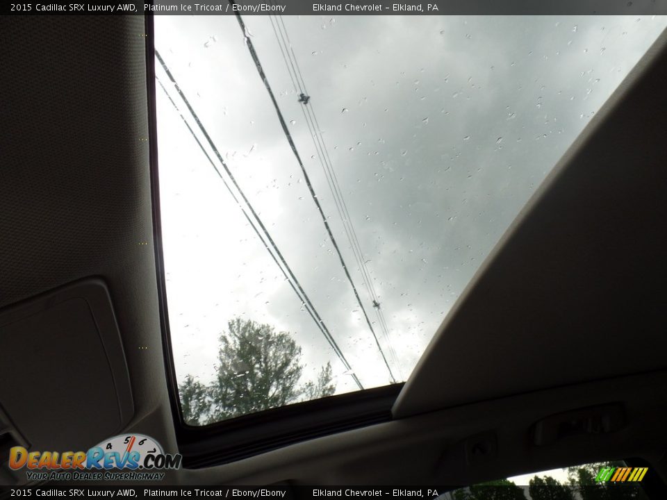 2015 Cadillac SRX Luxury AWD Platinum Ice Tricoat / Ebony/Ebony Photo #25