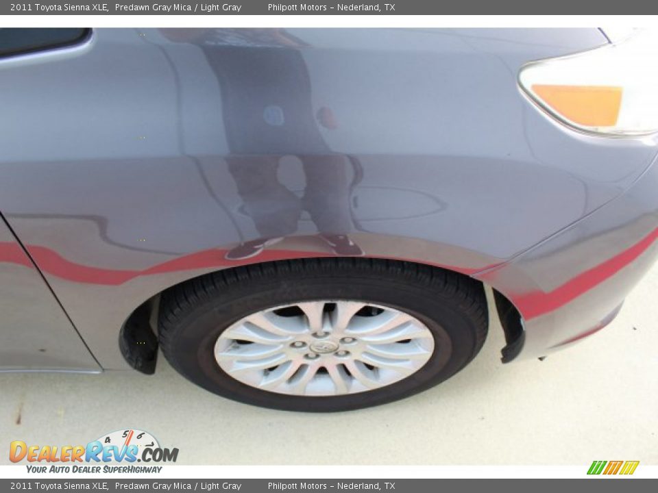 2011 Toyota Sienna XLE Predawn Gray Mica / Light Gray Photo #15