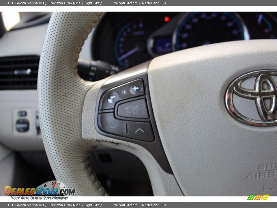 2011 Toyota Sienna XLE Predawn Gray Mica / Light Gray Photo #16