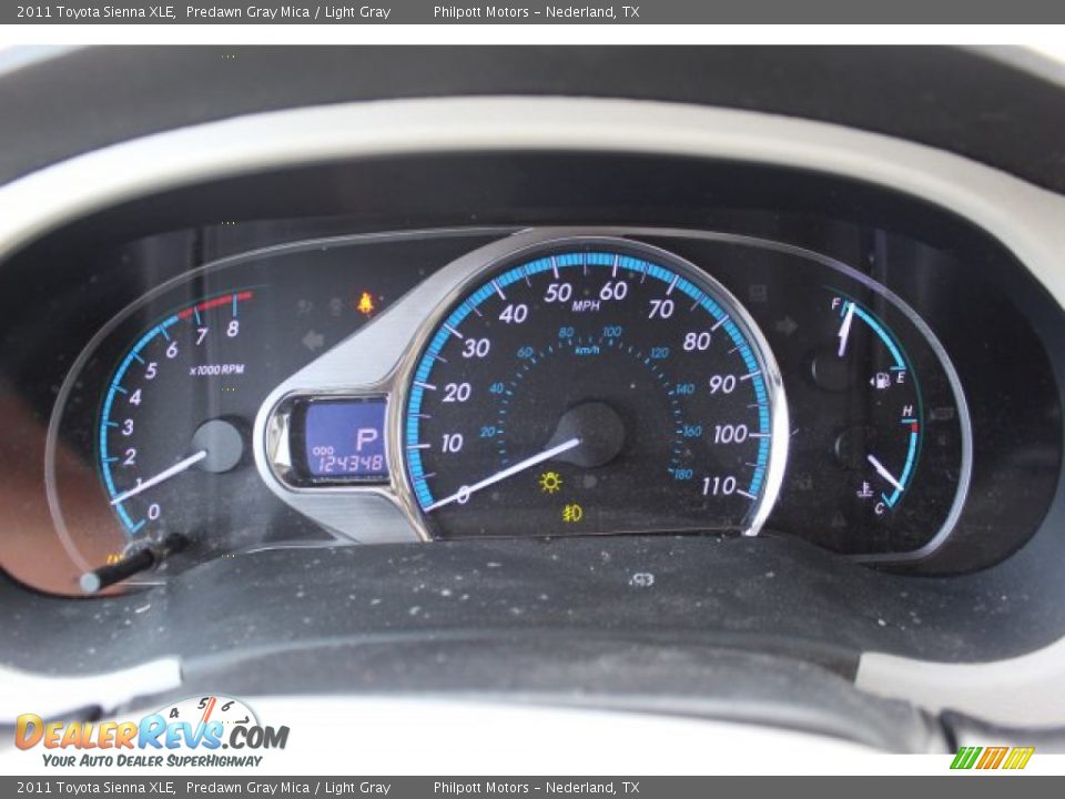 2011 Toyota Sienna XLE Predawn Gray Mica / Light Gray Photo #17