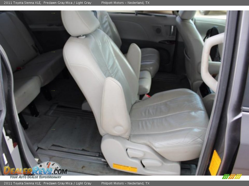 2011 Toyota Sienna XLE Predawn Gray Mica / Light Gray Photo #25