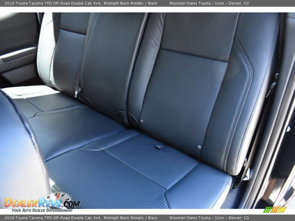 2019 Toyota Tacoma TRD Off-Road Double Cab 4x4 Midnight Black Metallic / Black Photo #10