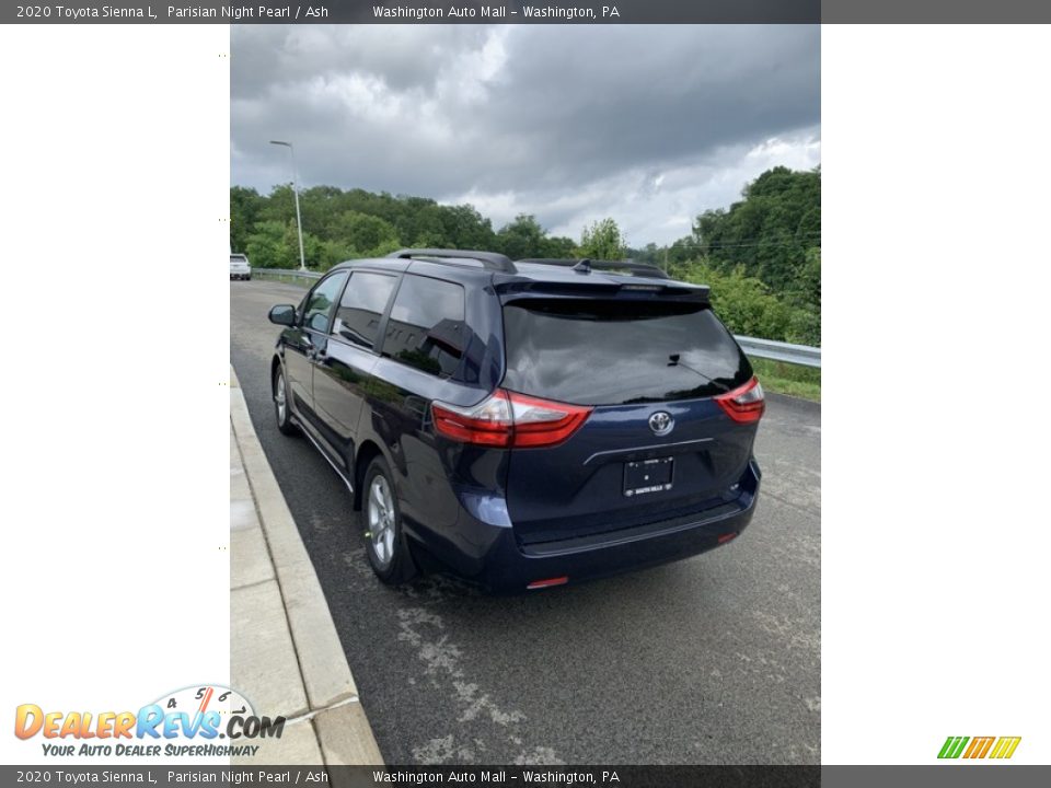 2020 Toyota Sienna L Parisian Night Pearl / Ash Photo #5