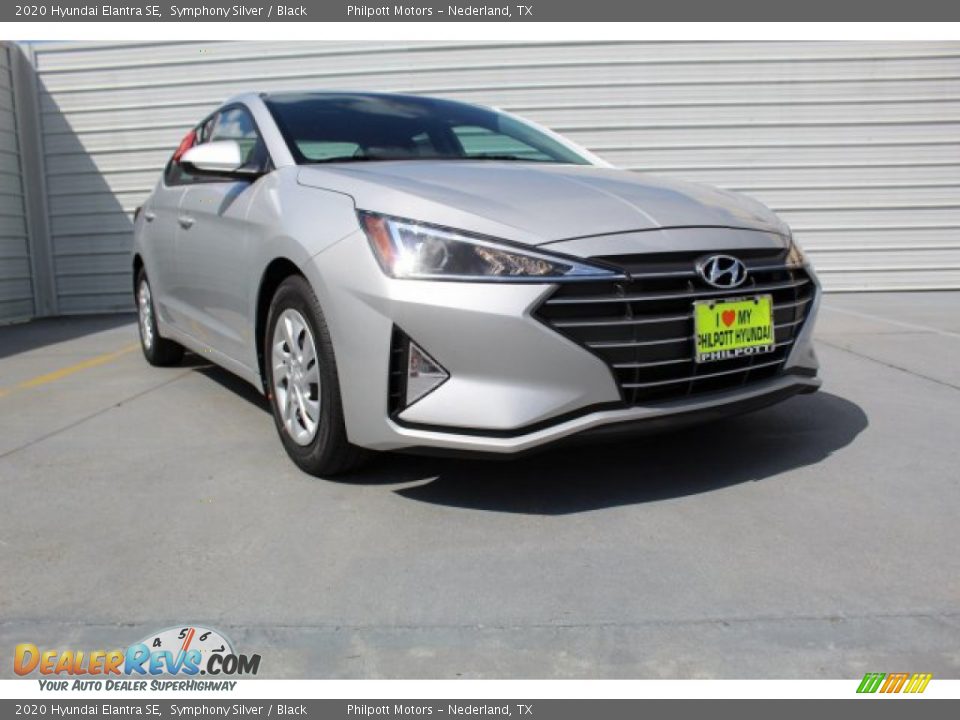 2020 Hyundai Elantra SE Symphony Silver / Black Photo #2
