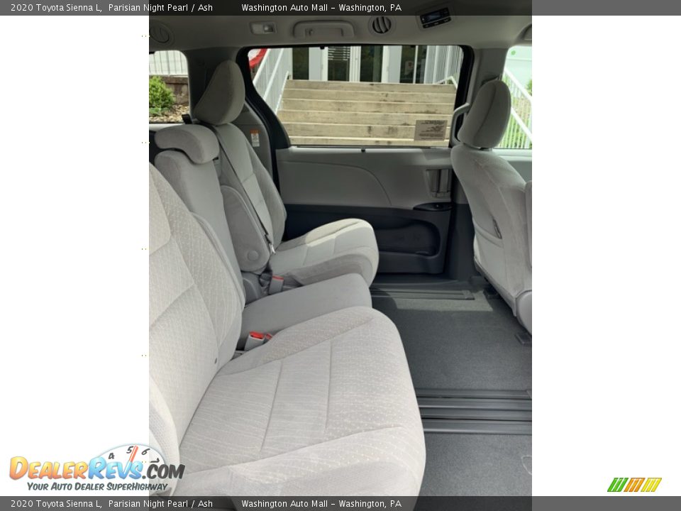 2020 Toyota Sienna L Parisian Night Pearl / Ash Photo #29