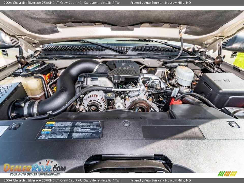 2004 Chevrolet Silverado 2500HD LT Crew Cab 4x4 Sandstone Metallic / Tan Photo #24