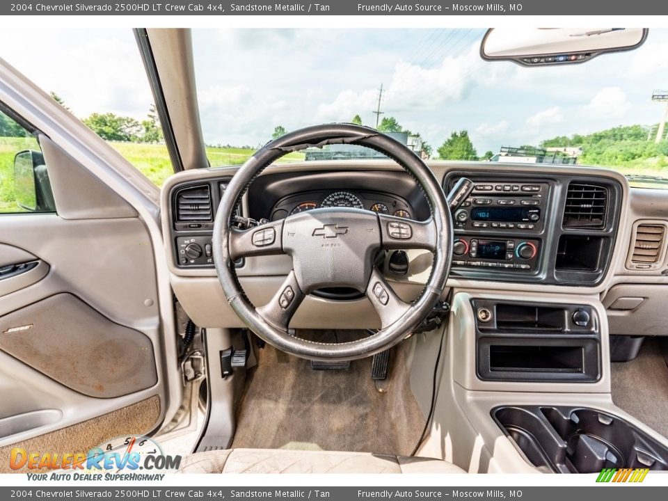 2004 Chevrolet Silverado 2500HD LT Crew Cab 4x4 Sandstone Metallic / Tan Photo #34