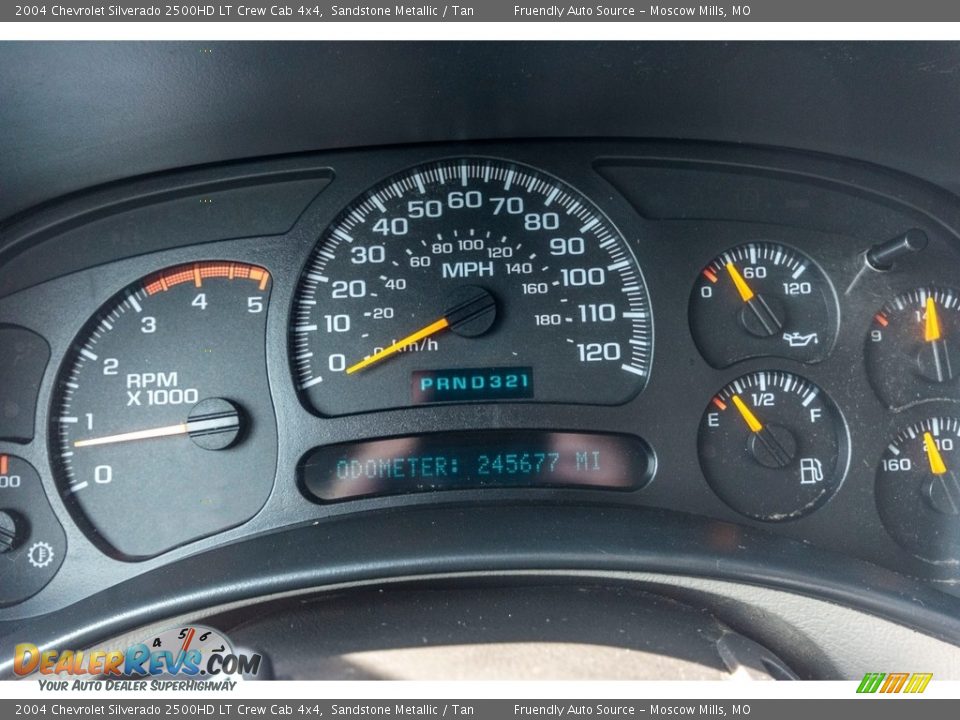 2004 Chevrolet Silverado 2500HD LT Crew Cab 4x4 Sandstone Metallic / Tan Photo #36